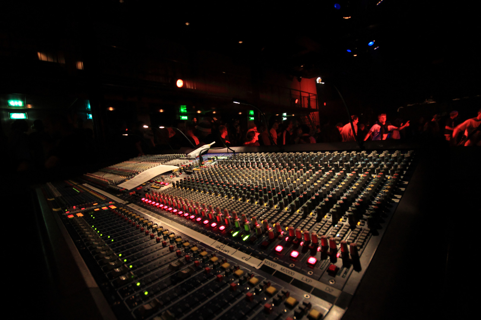 Professional Sound Banner